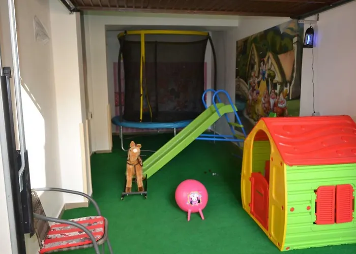 Gabizz Apartman Konstanca